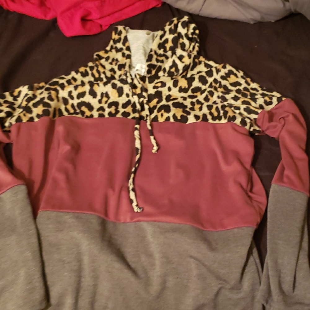 Light weight sweater